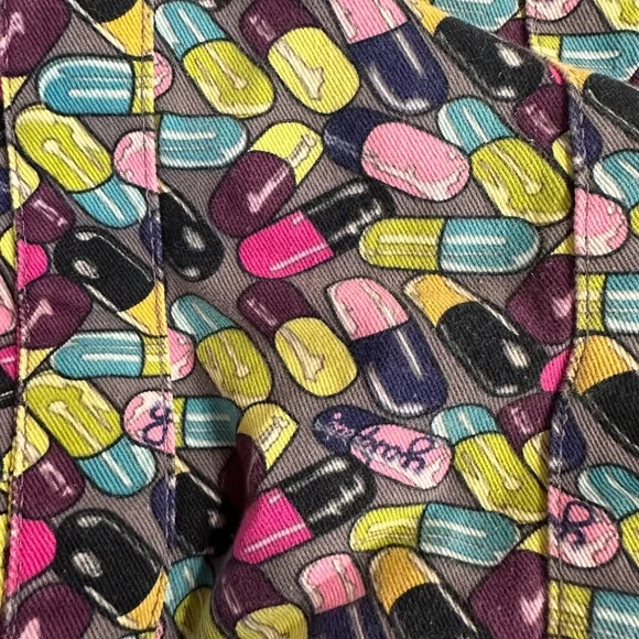Yak Pak Pill themed Tote - Picture 3 of 5